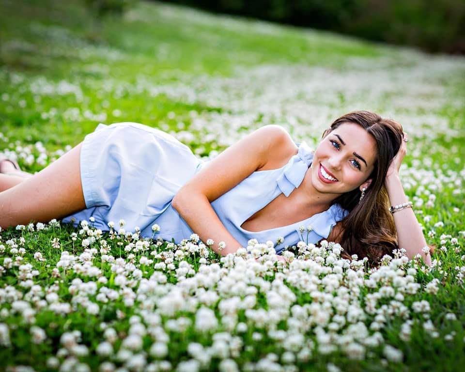 Guy wants tribs on his crush send them over n ill send his reaction kik user87766899026