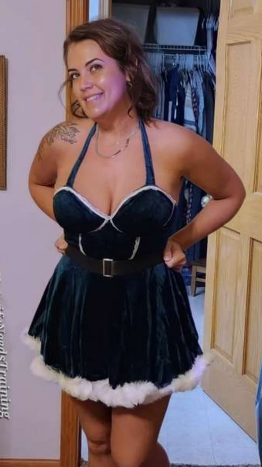 Hotwifeneedstraining Milf Amateur Size Queen