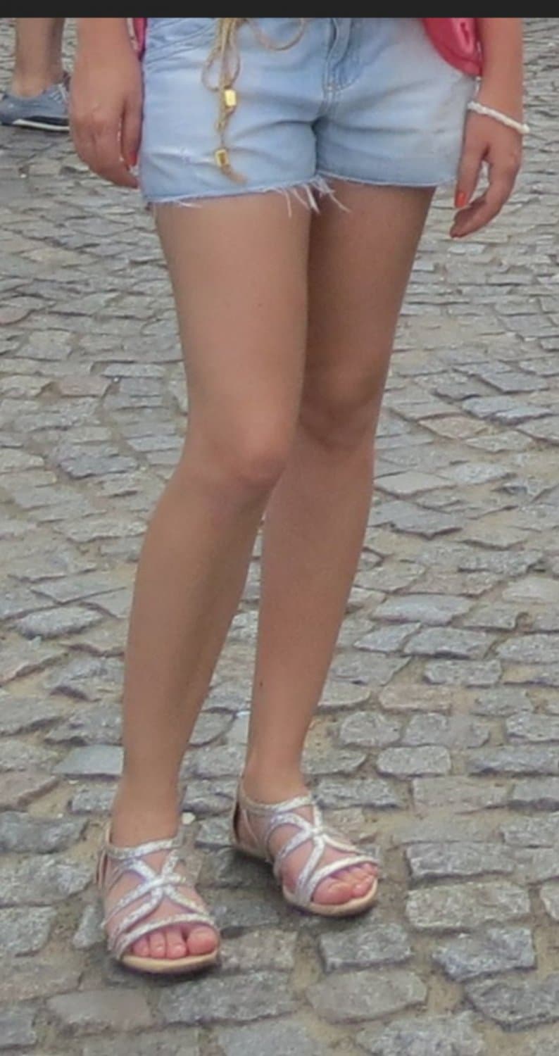 Beautiful feet of Flora