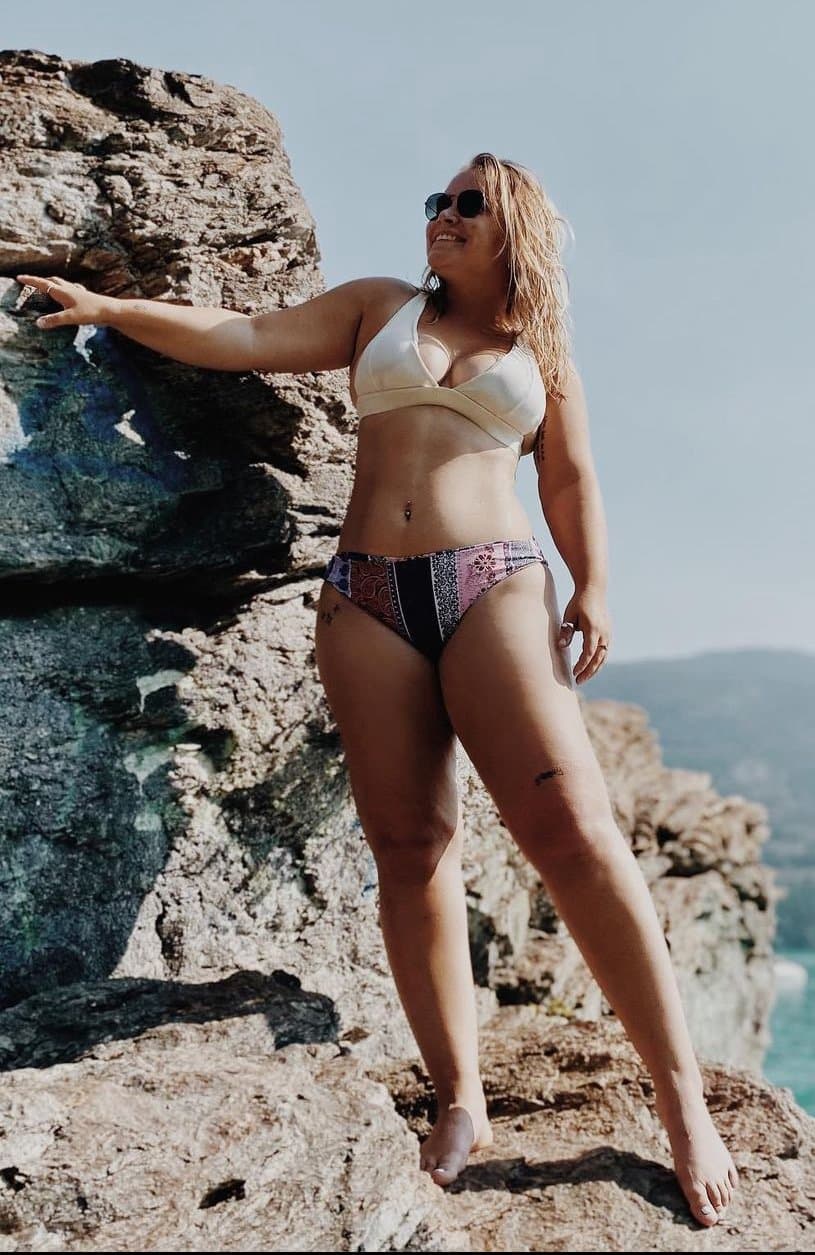 Canada - Mady, short-stack rodeo slut