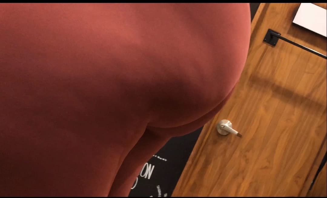 Lulu Slut Worker w Tight Ass and Cameltoe