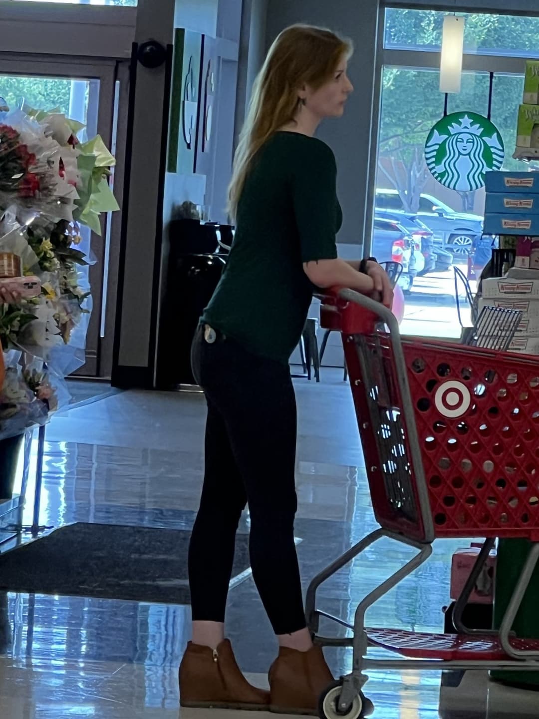 Candid MILF/Teen creep shots (she caught me and liked it!)