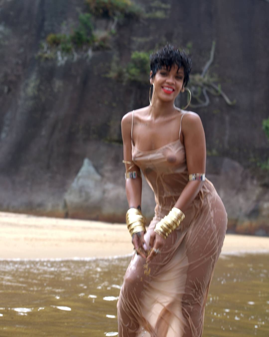 Rihanna - 2014 Vogue Brazil Outtakes v1