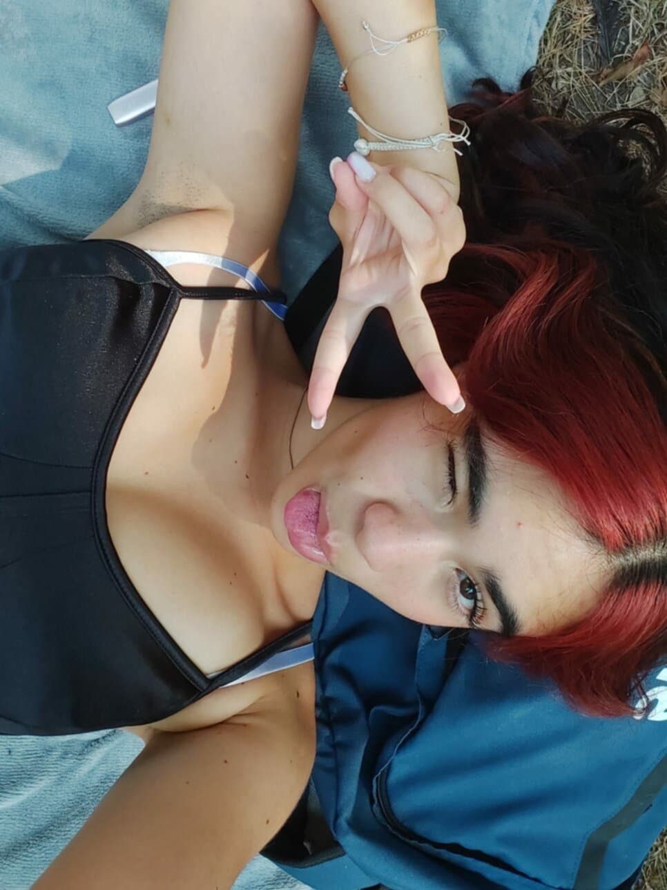 Click to view full size Slut gf Bea submitted on chatpic