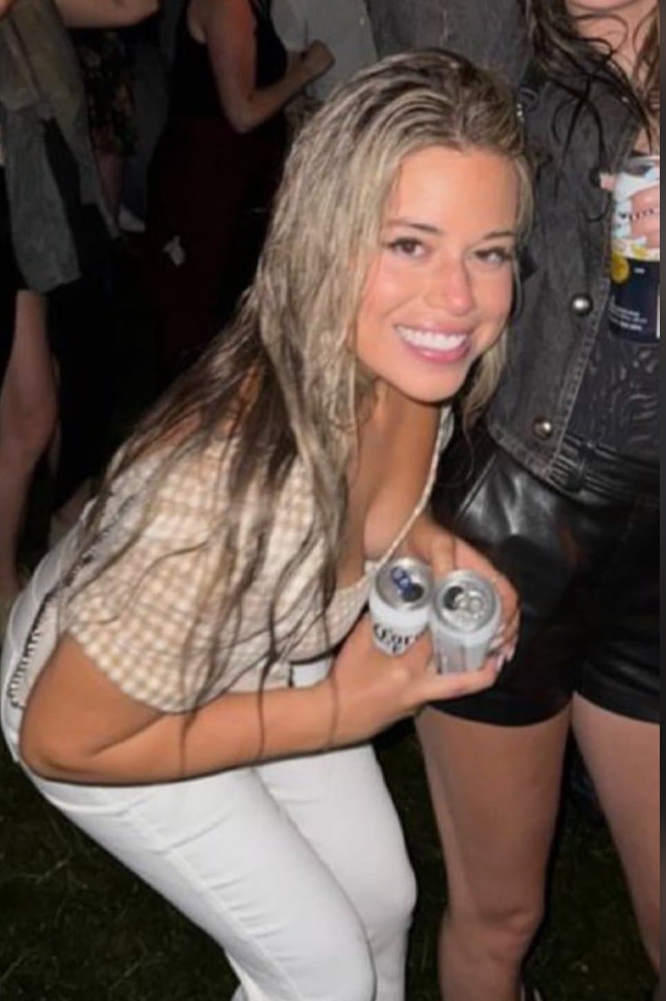 Drunk snowbunny needs both feet & her tight teen pussy covered in cum