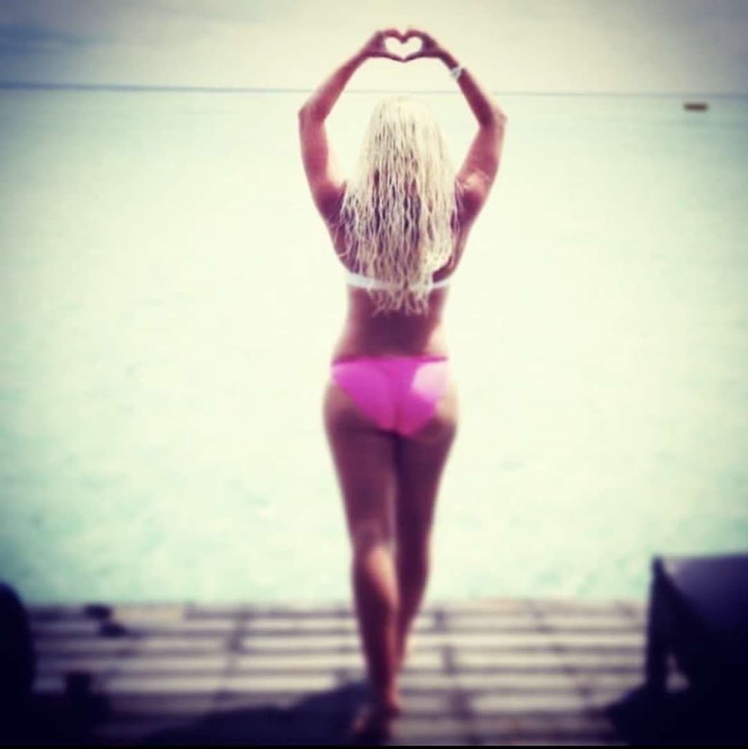 Dirty cumslut aunt begging for cum or bbc if she can get her hands on it or mouth