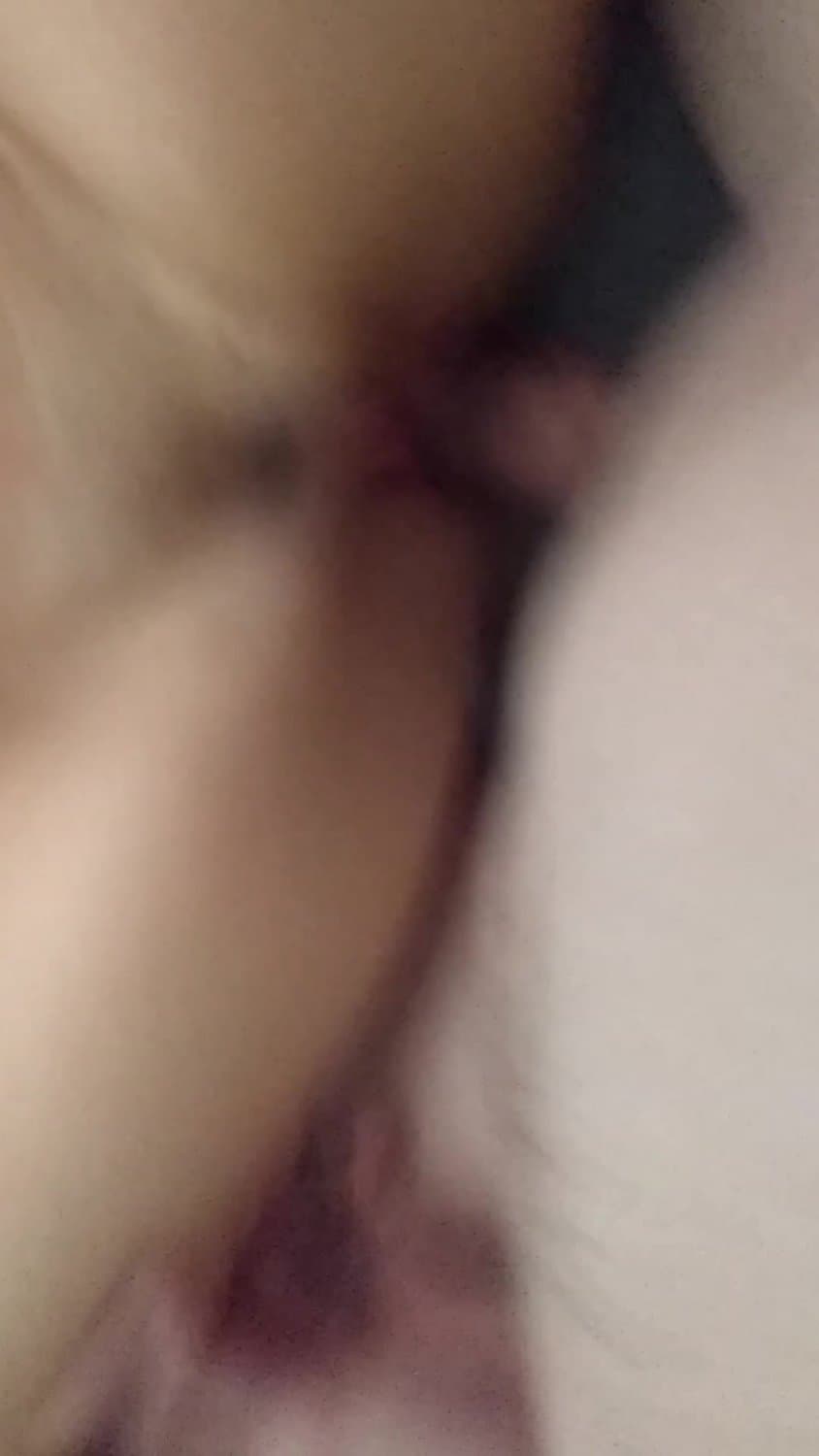 morena vazou gemendo gostoso na pika do amigo