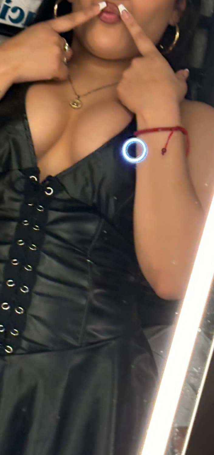 Jessi, 19, Slim Thick Latina Slut Nudes Leaked