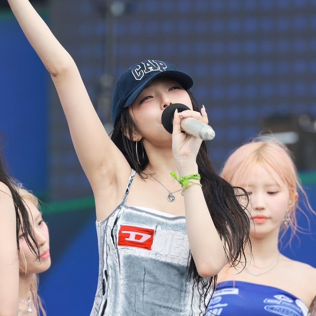 Fap to armpit kpop