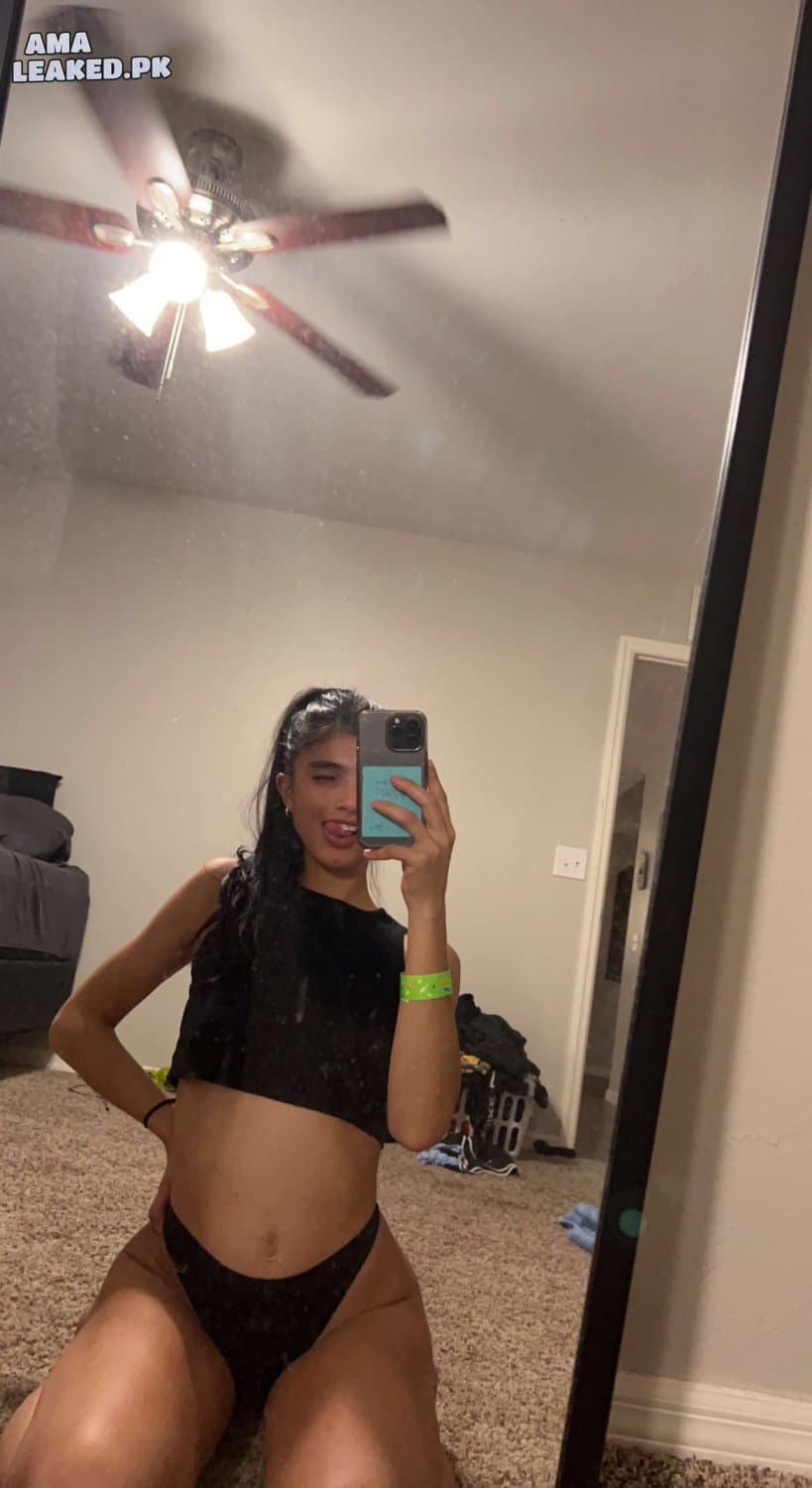 Kenzie Hayes Leaks Part 1