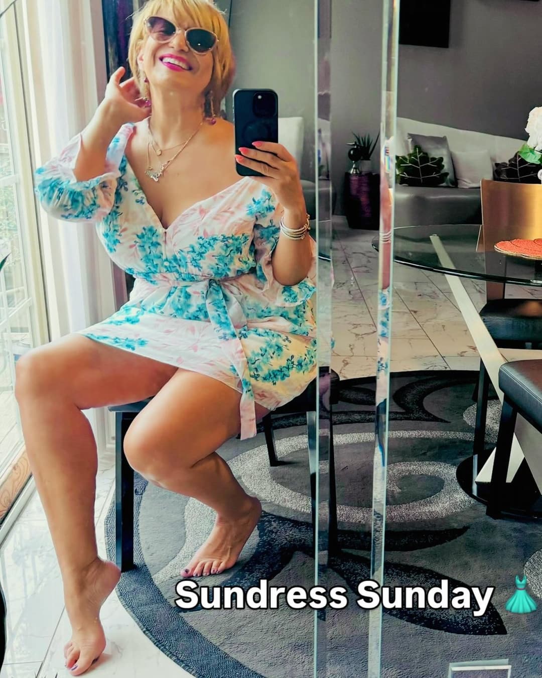 Thick Gilf flight attendant 3