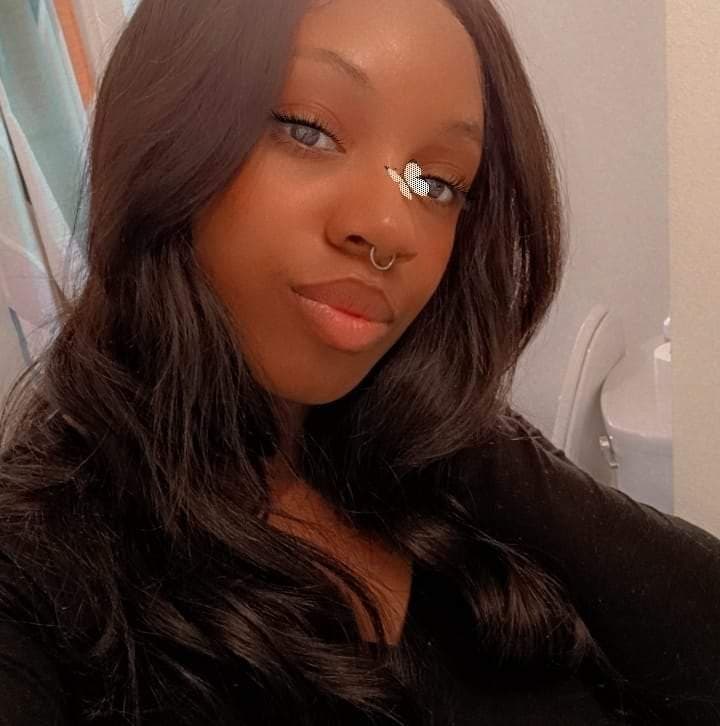 Her bd sent me a photo of her drunk with her pussy out I lost it tho it was a pretty pussy tho