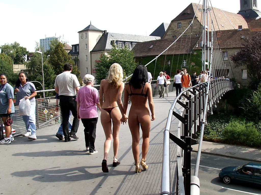 Bottomless Girls in Public 3