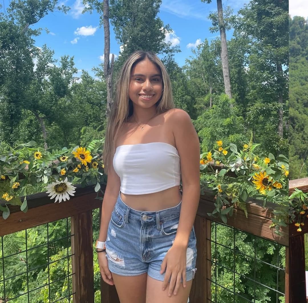 Click to view full size Irl Mexican slut jaquelin (23) plus bonus friend Natalie