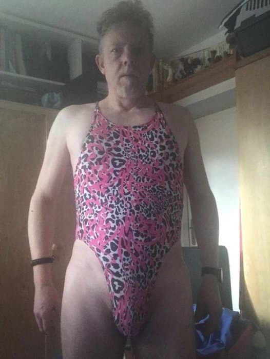 Chris in daughter Swimsuit blowjob