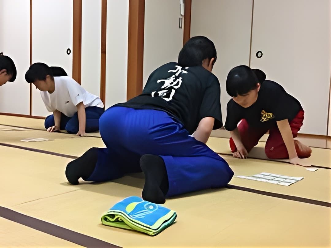 Japanese sexy karuta