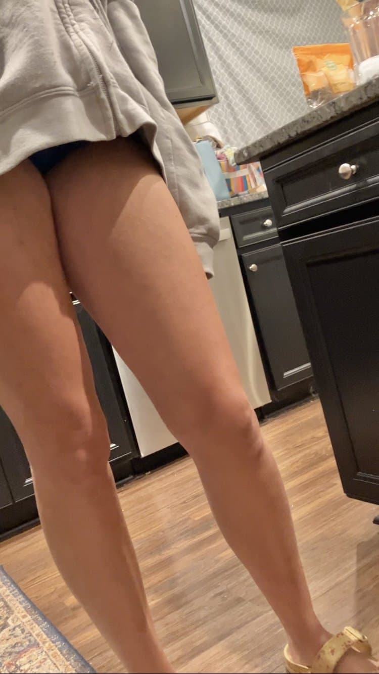 Blonde Teen Camel Toe Sexy Candid Friends Sister