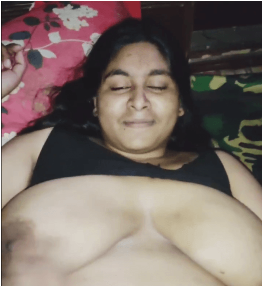 Xxx sex hindi Desi viral porn video fingering fat girl pussy