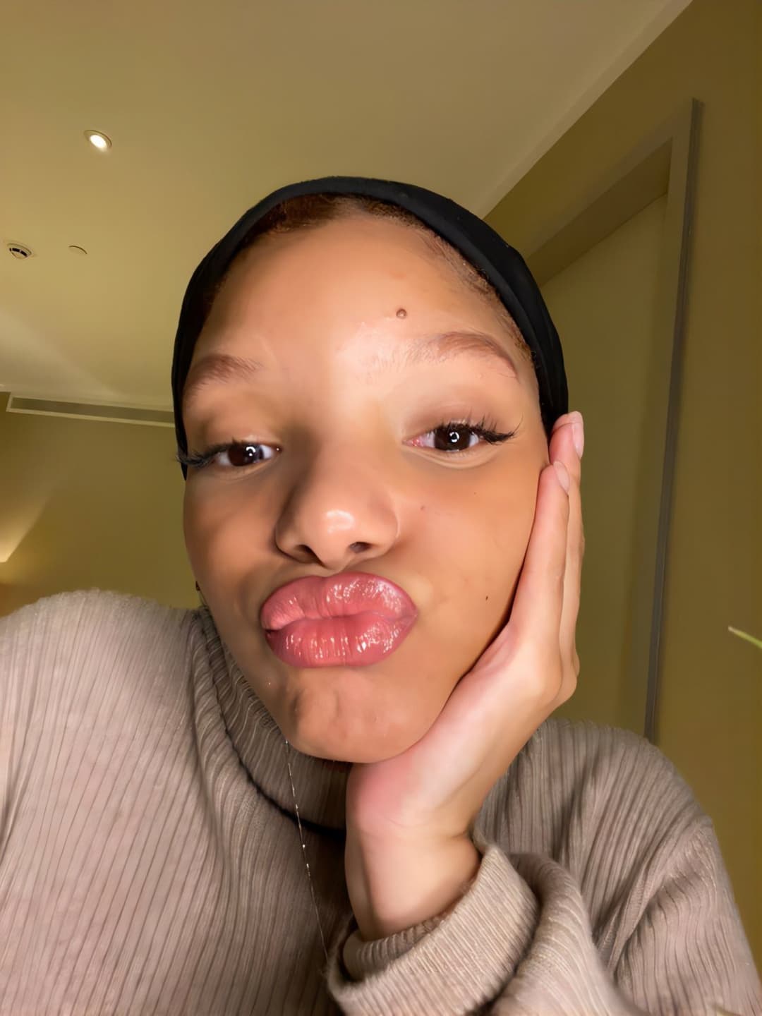 Ai "halle bailey cums 4 me ( l?ink in bi?o )