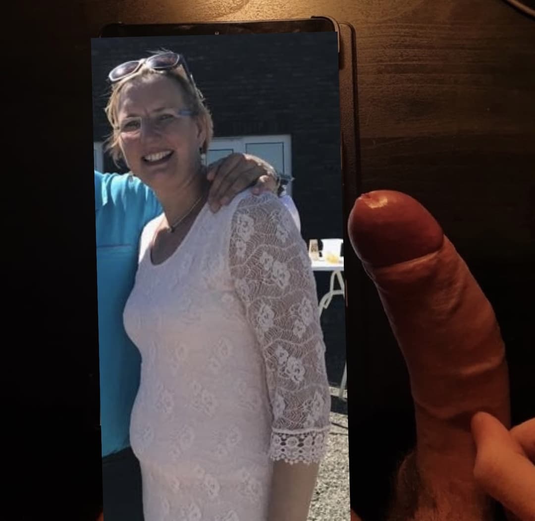 Highheels boots milf Jenna cumming on bbc dildo