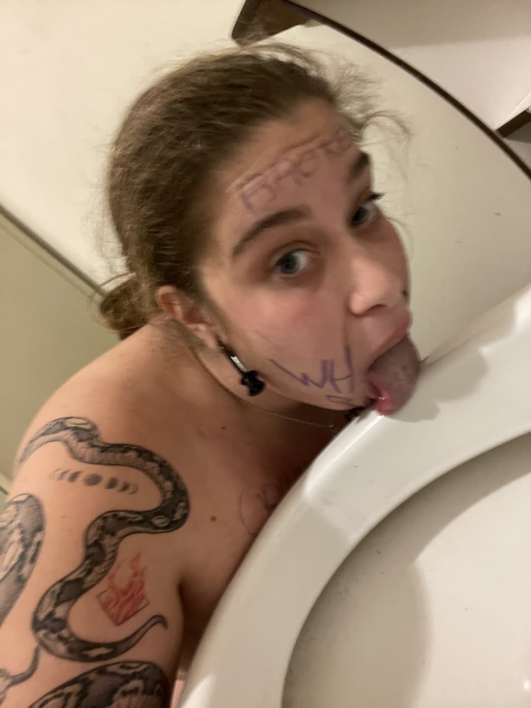 Italian human toilet