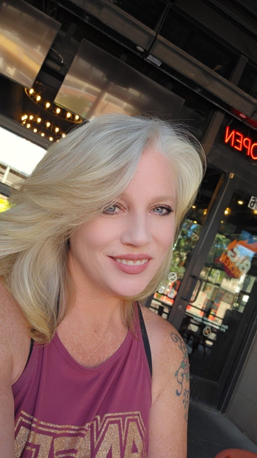 BRAZZERS NAUGHTY AMERICA CHRISTINE MASON #TITSOUT #NIPPLES ARIZONA DENTIST OFFICE HOT WIFE