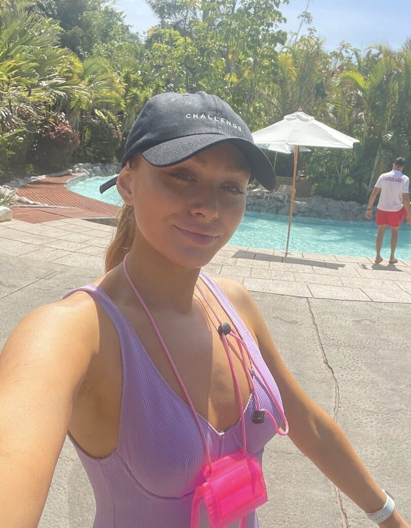 Click to view full size Elz the Witch