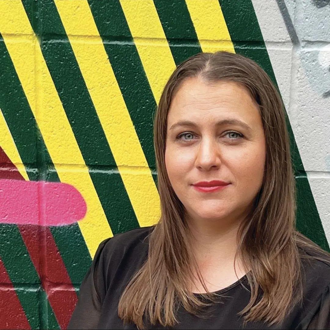 A Miss Texas winner & a few mid housewives get wet, wild & naked at spring break