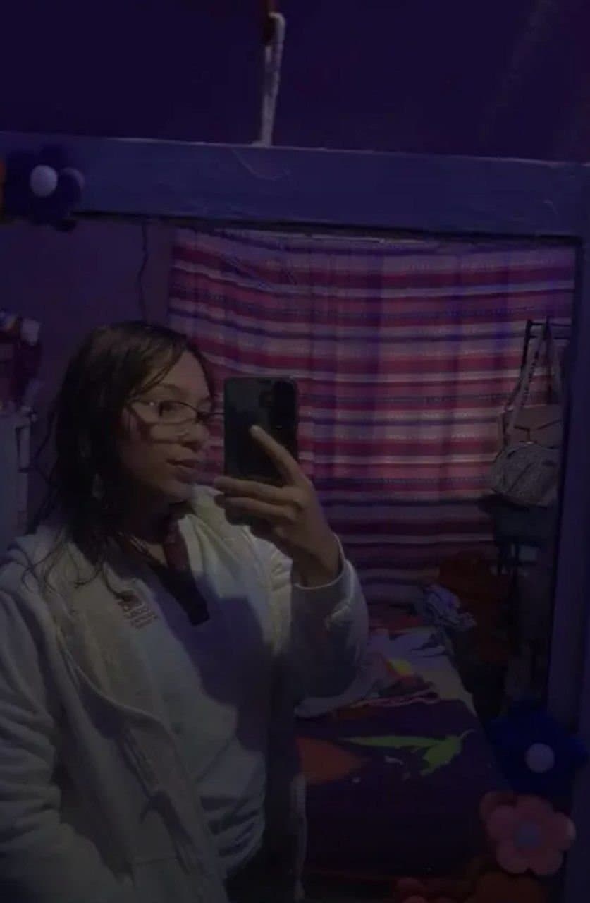 Una santa en la iglesia y una puta en privado ?