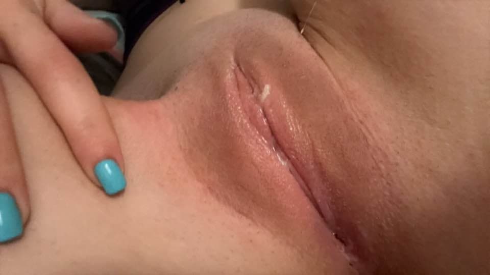 Ang, 24 FL, has a secret slut side. Likes to be seen, cummed on, and stuffed. No longer a secret