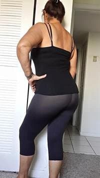 Madura suegra casero Latina mature mother in law gfs mom asked me to fix her laptop , found these