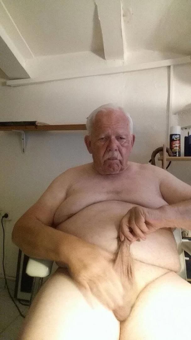 French slut Brian Smith Also called pompeur is a fag for all