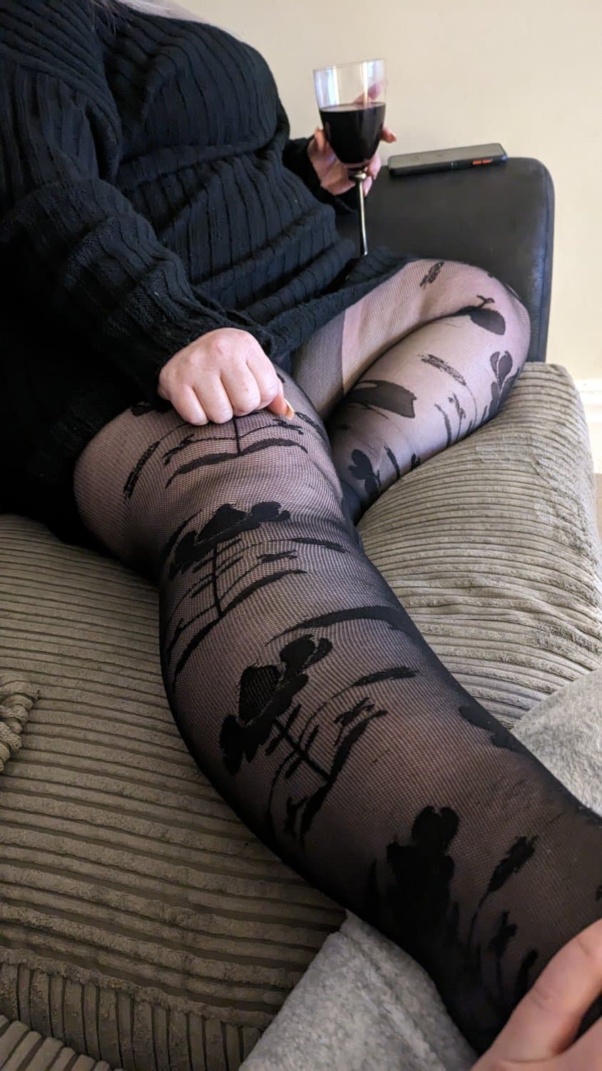 Feet and pantyhose