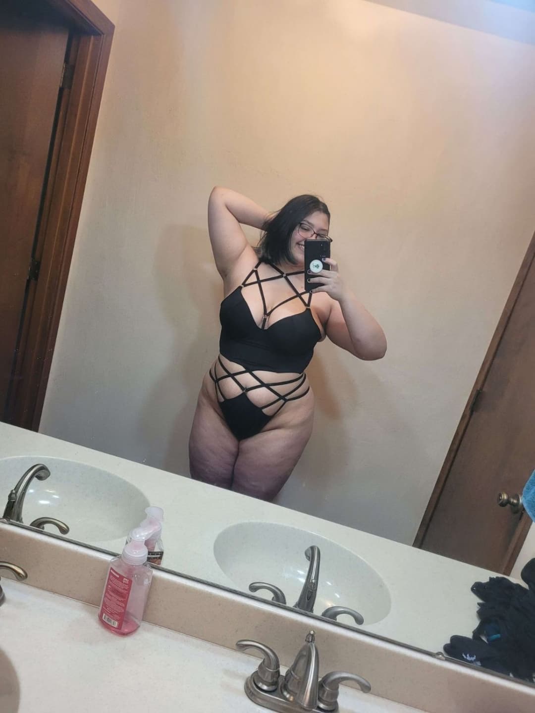 Carissa hot gamergirl