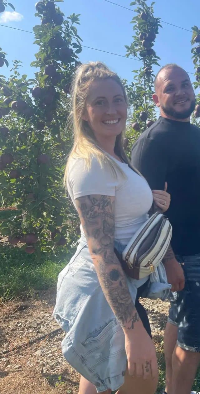 My sexy ass milf step sister. X: Johndoeg1y