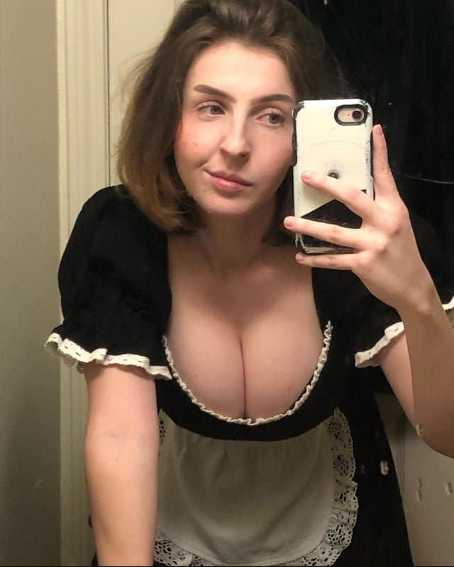 Humiliate this german fucktoy, she loves getting high and Turns into a total slut. Kik ThatBitch0708