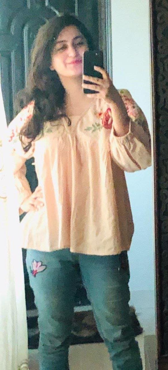 Click to view full size Pakistani girl sexy Resham gul Insta reshug1212 snap reshu121 num 03422278042