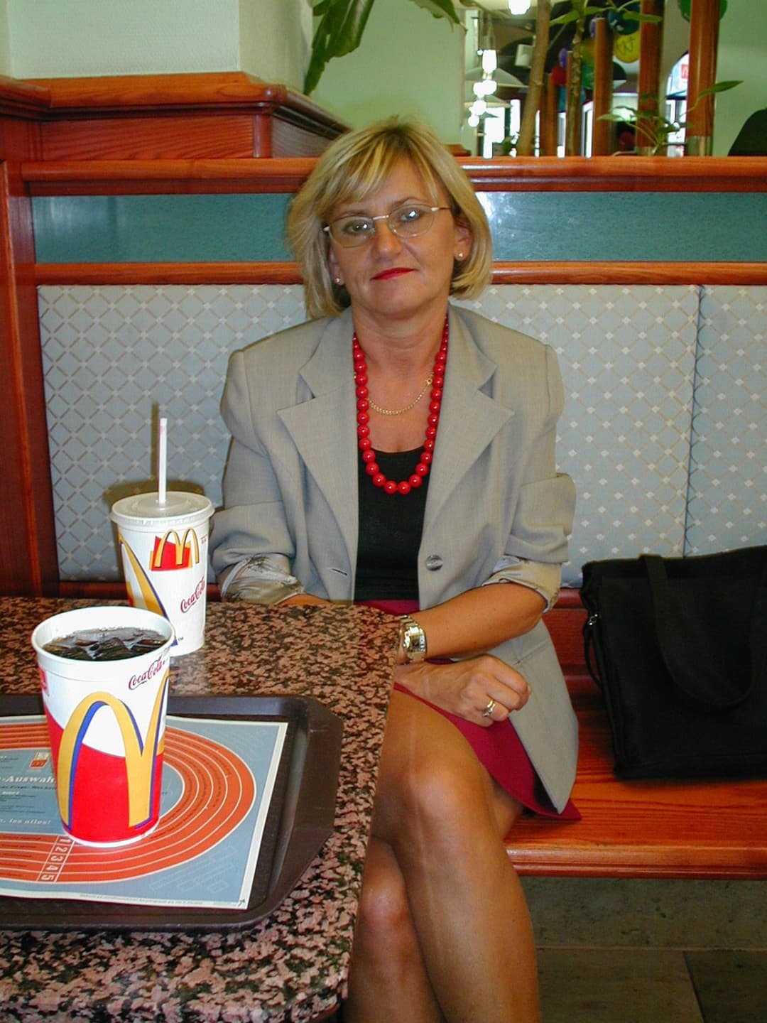 Click to view full size Blonde, Short hair