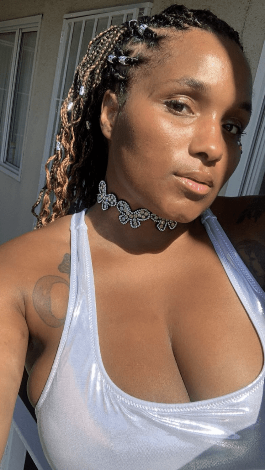 Musician from Los Angeles - rimming, blowing, and riding!