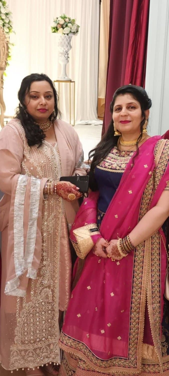 Desi pakistani muslim Uzma aunty and other muslim family whores