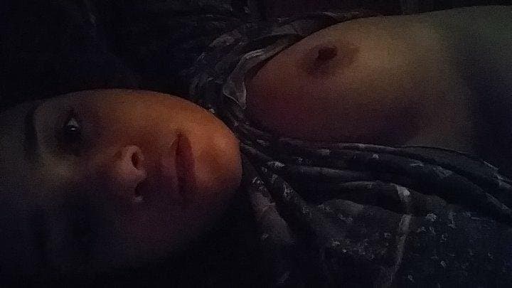 Cute and Chubby Ebony Girlfriend Leaked Giving Handjob to BWC while Getting Fingered Like A Whore