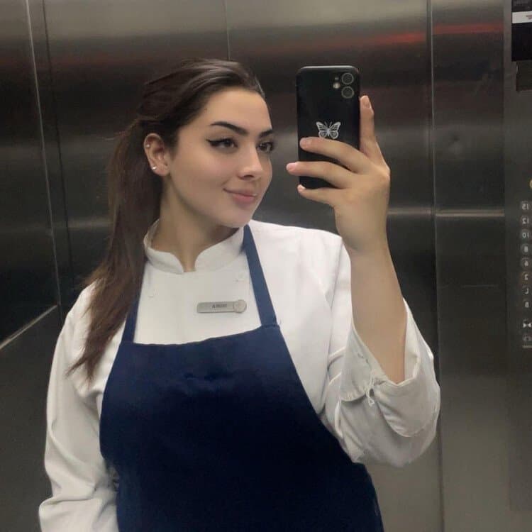 Dubai Slut Sedra Elmughrabi