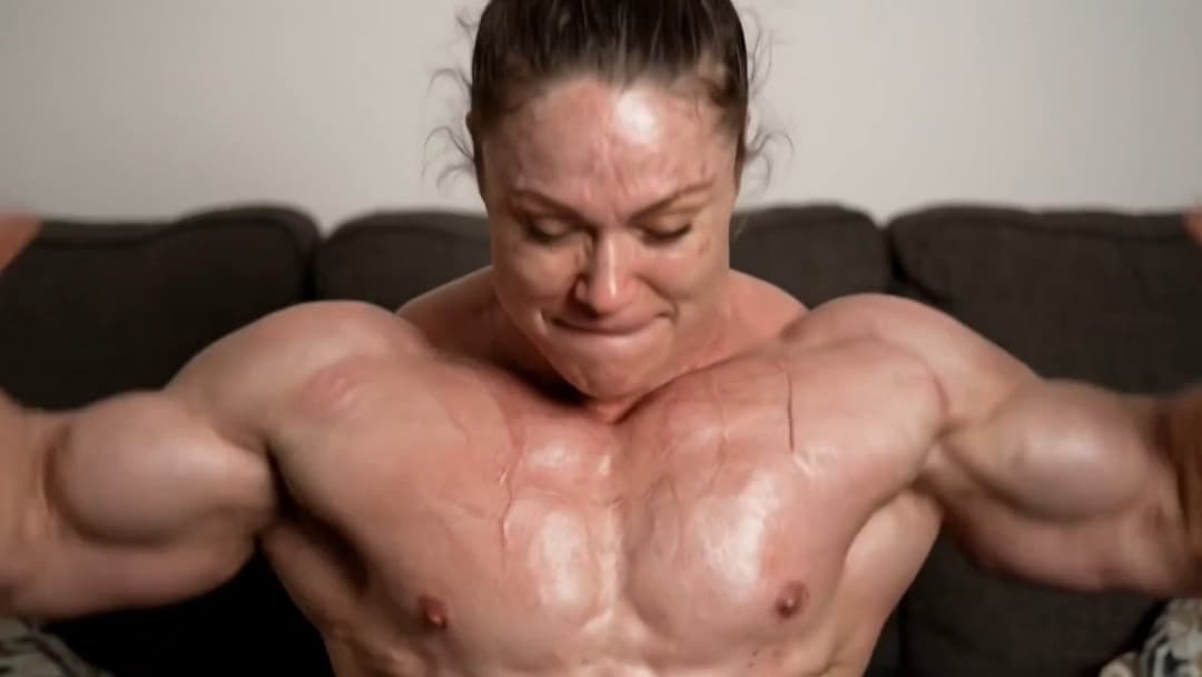 Hypertrophic muscular nudism