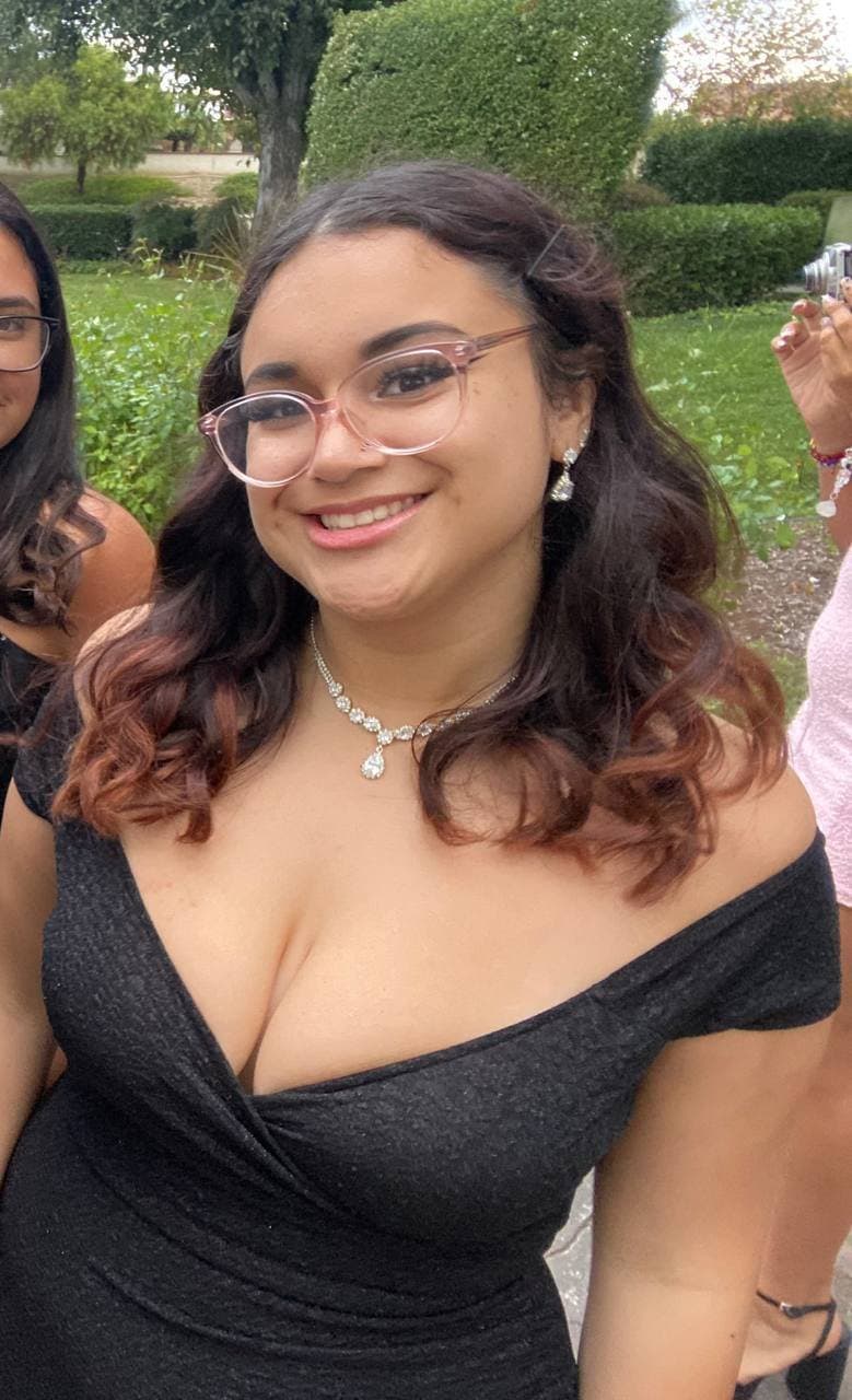 Barely legal teen whore : Elena