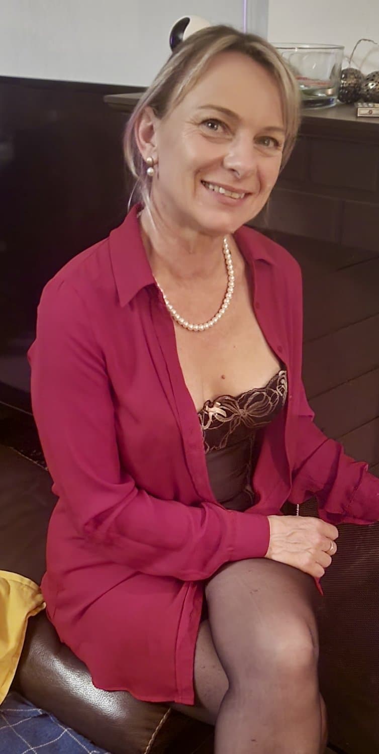 Sabrinag75 la salope exhib