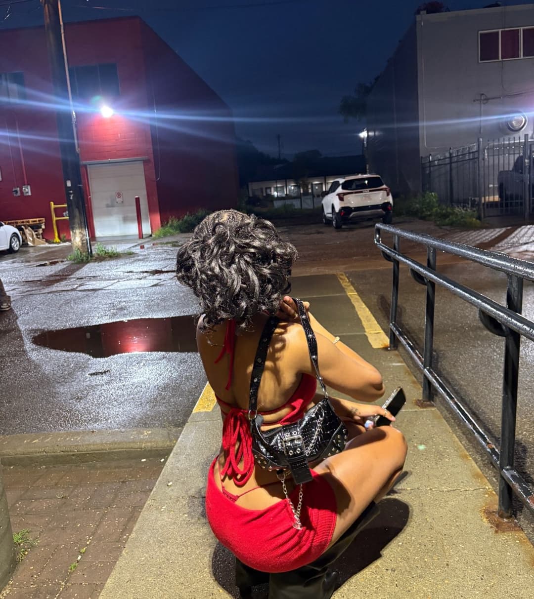 Shordy makes me wanna go back to jamaica just for her