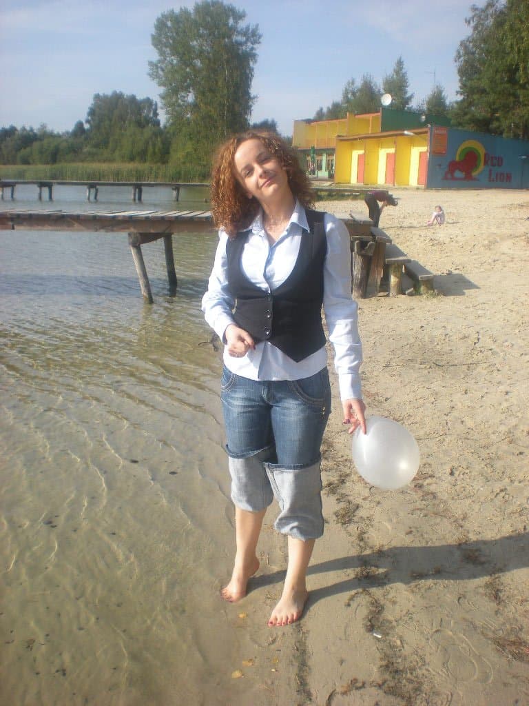 Tina Davies filthy sister to Ava