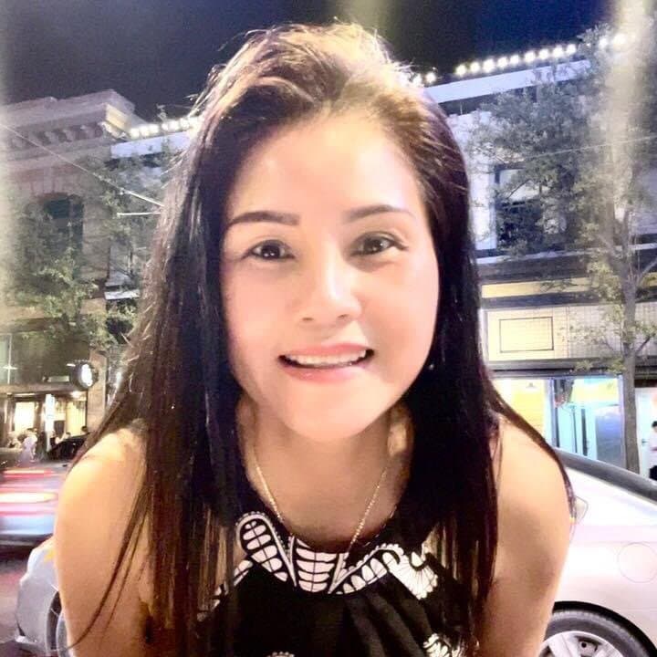 Asian Milf Meet & Greet After Downtown Bar. Fuck In Car. Cant Take BWC.