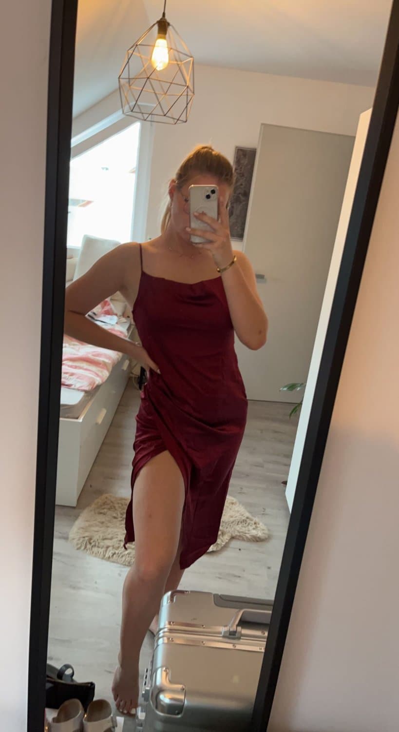 Elvira- posing for you