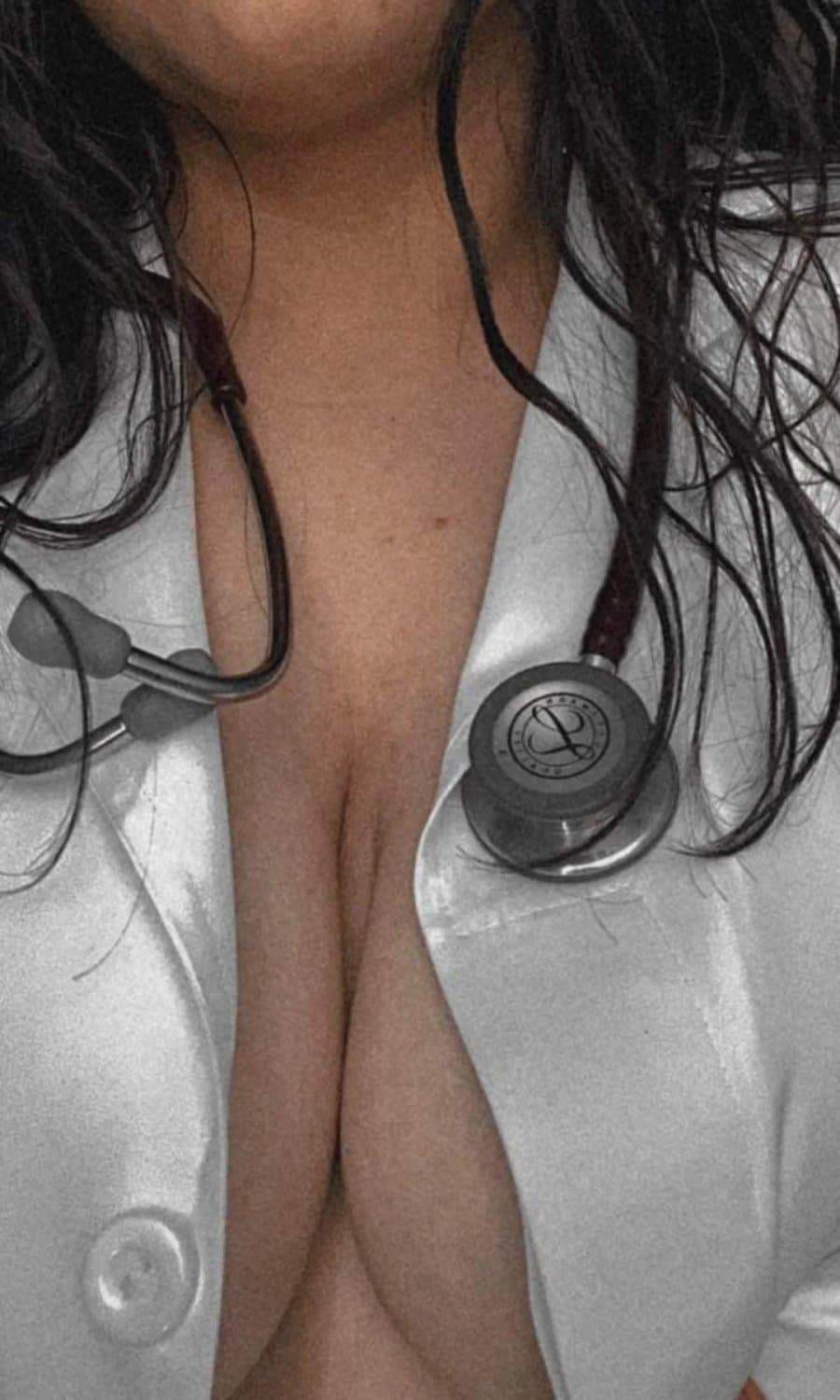 Click to view full size DOCTORA - UNAM / PUTA EXHIBICIONISTA.